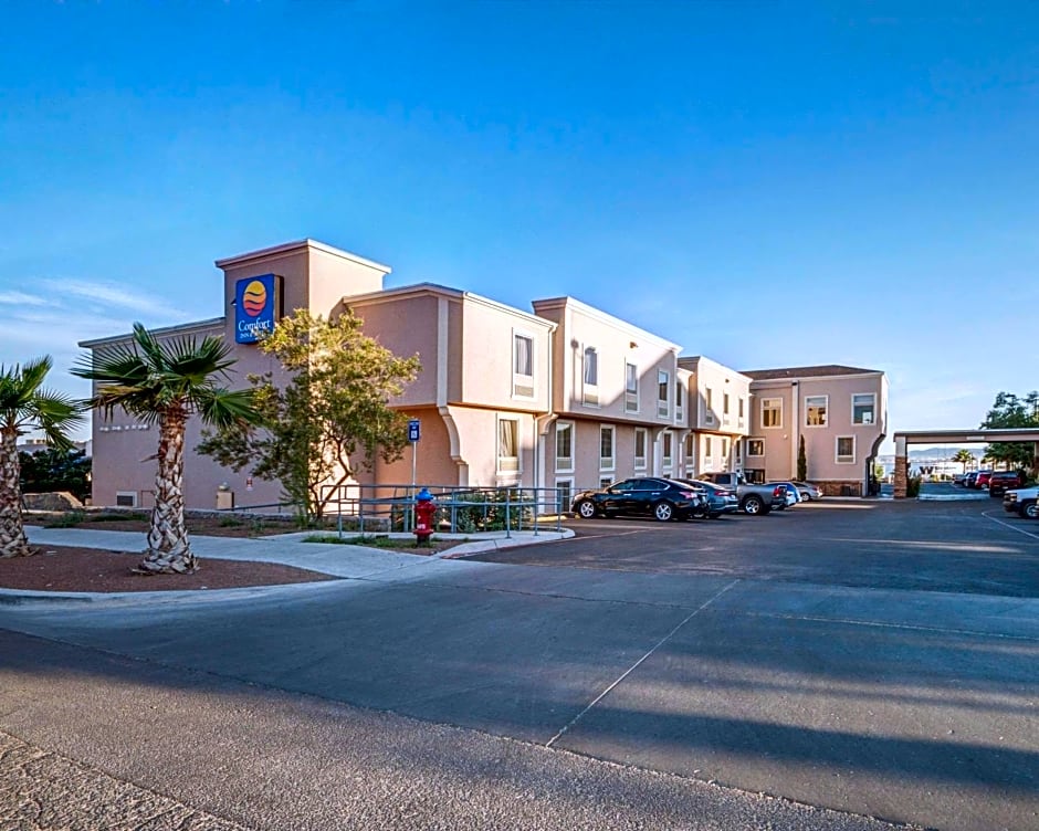 Comfort Inn & Suites I-10 Airport