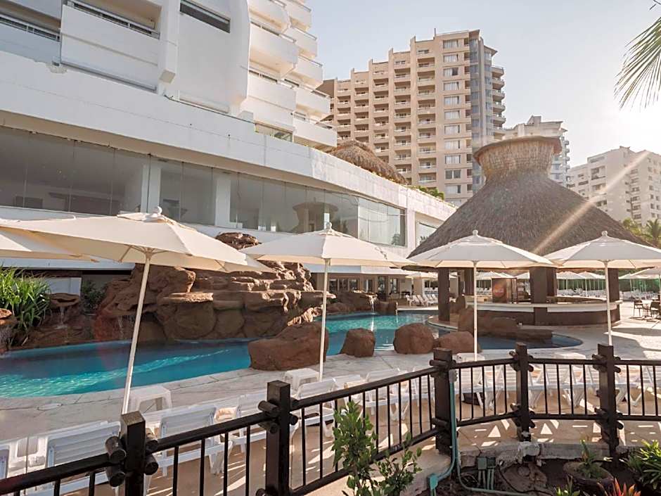 HS HOTSSON Hotel Acapulco