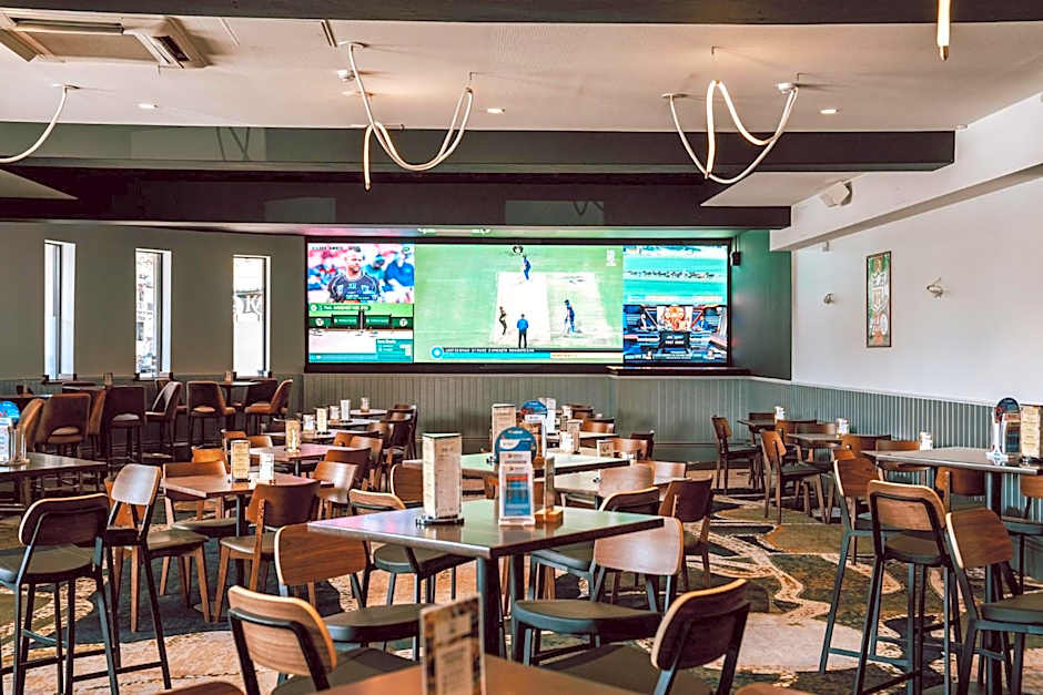 Sydney Junction Hotel