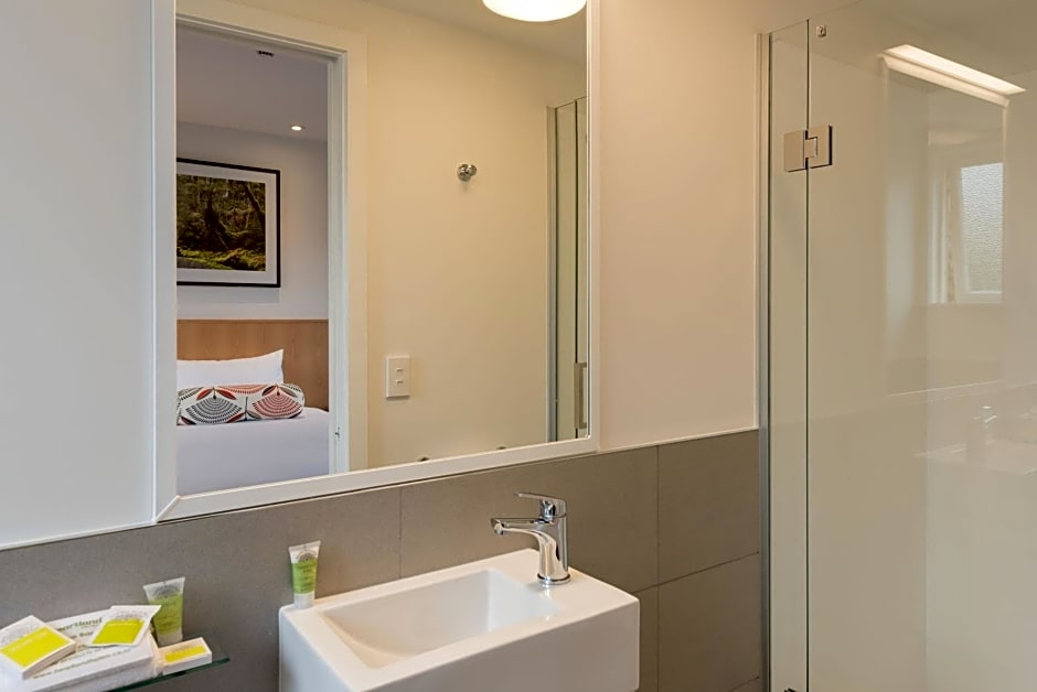 Heartland Hotel Glacier Country