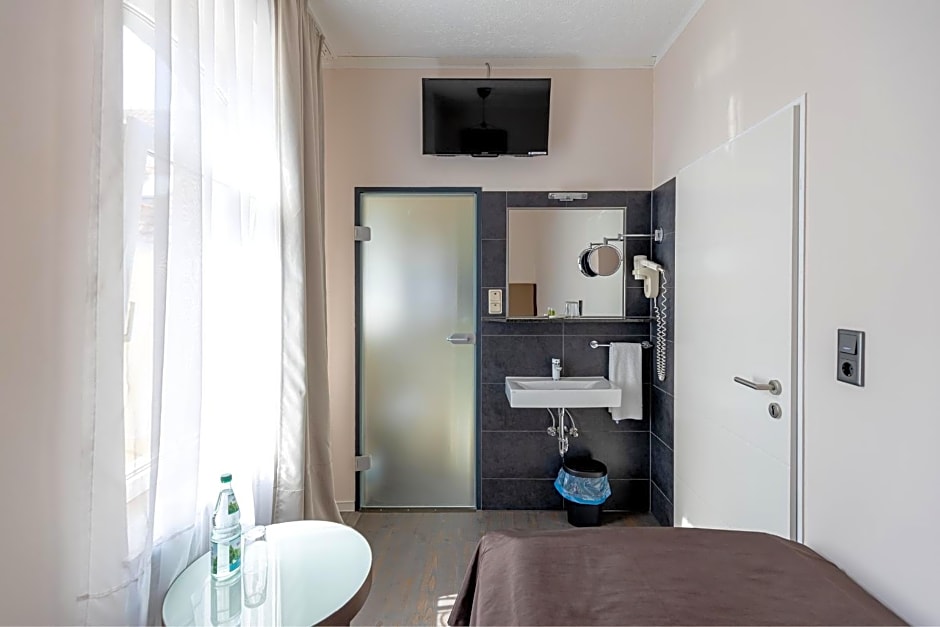 Hotel garni " Am Domplatz"