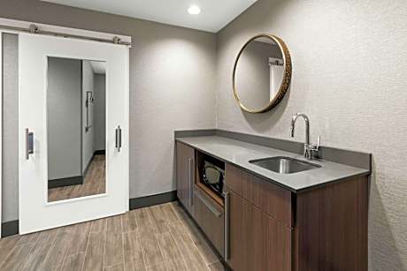 King Studio Suite - Non Smoking