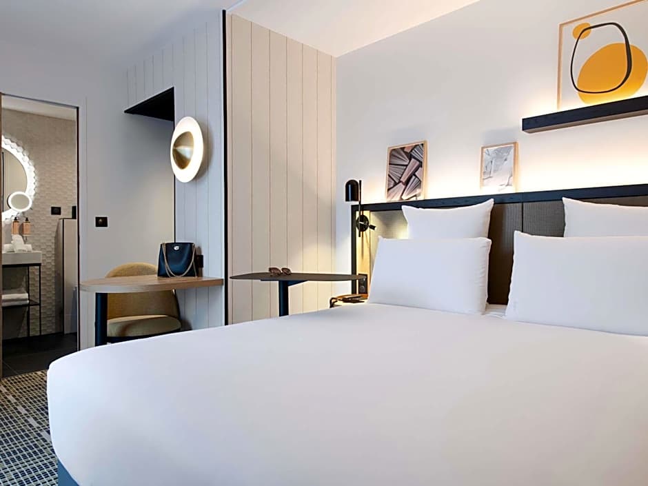 Mercure Paris Bercy Bibliotheque