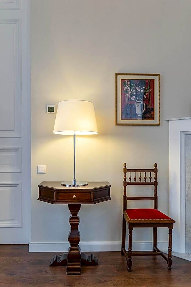 TIFLIS OPERA Aparthotel