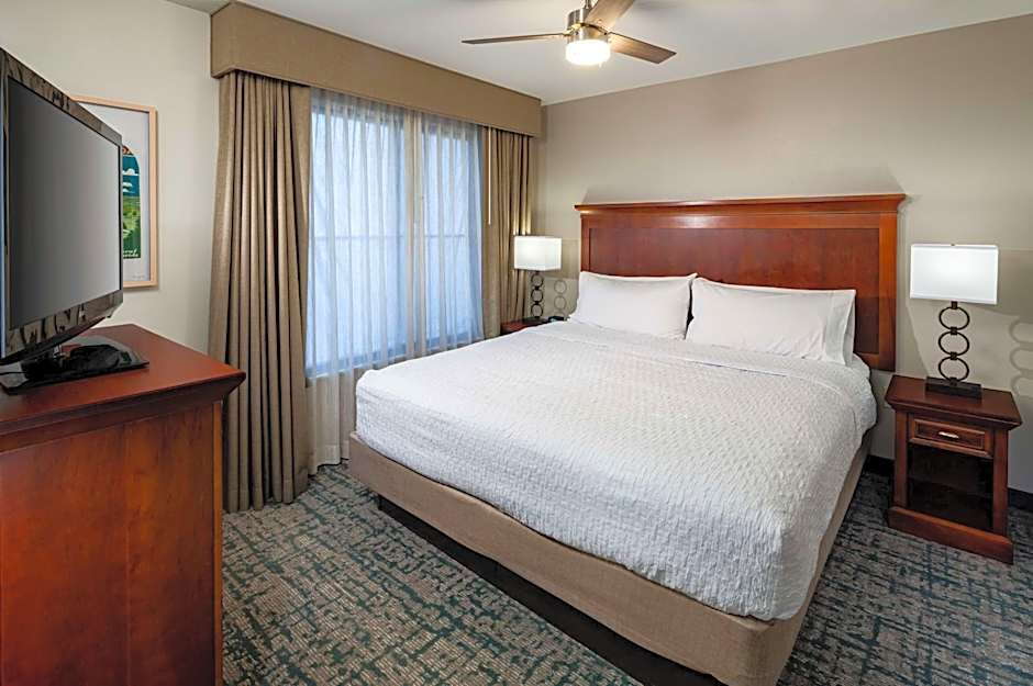 Homewood Suites By Hilton Gainesville