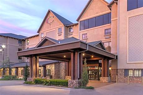 Best Western Plus Cimarron Hotel & Suites