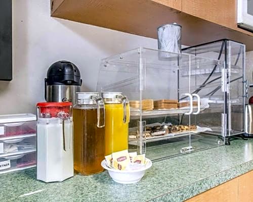 Econo Lodge South Ozone Park