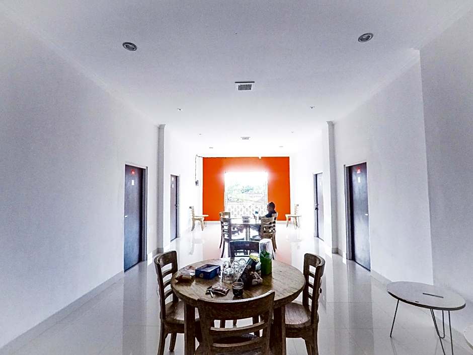 Florent Guest House