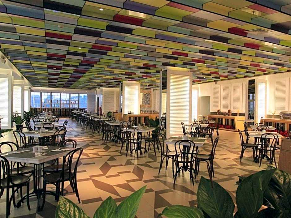 The 1o1 Bogor Suryakancana Hotel