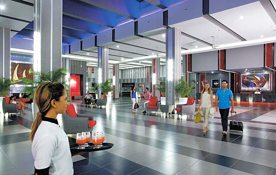 Riu Playa Blanca - All Inclusive