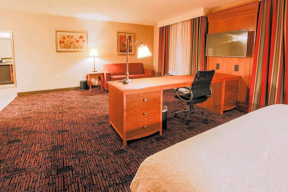 Hampton Inn By Hilton And Suites Tomball