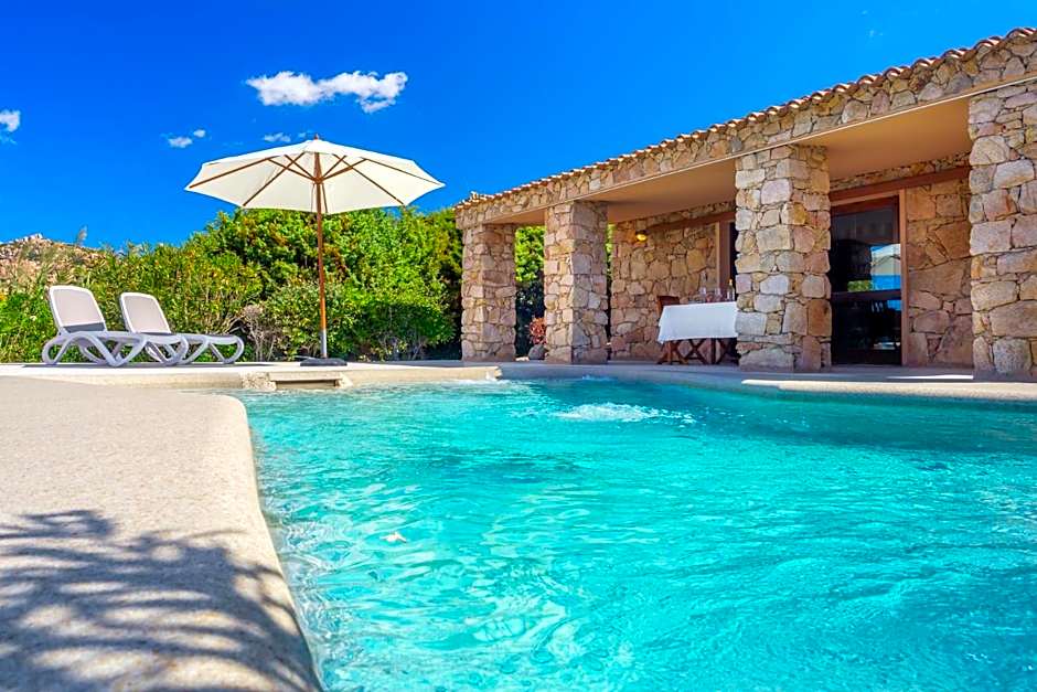 Costa Paradiso Resort