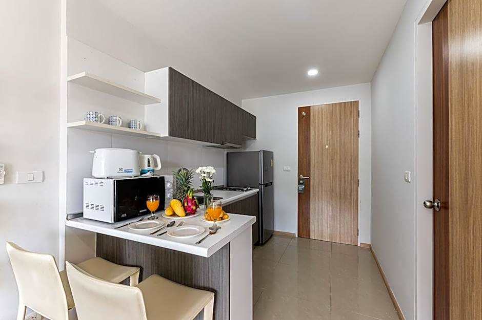 Ozone Condotel Kata Beach by Alpina