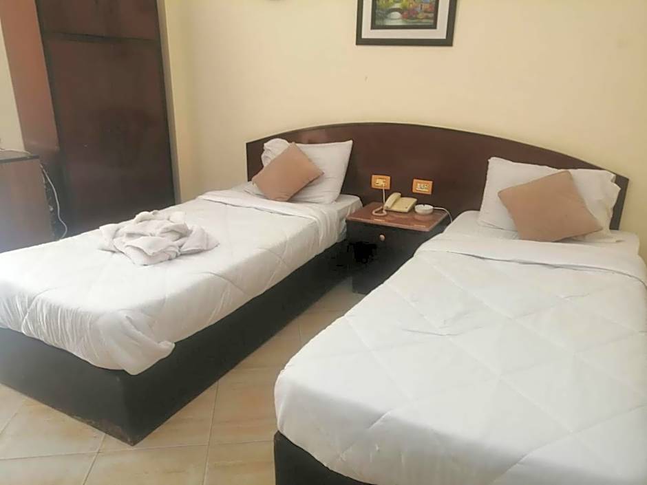 Eiffel Hotel Hurghada