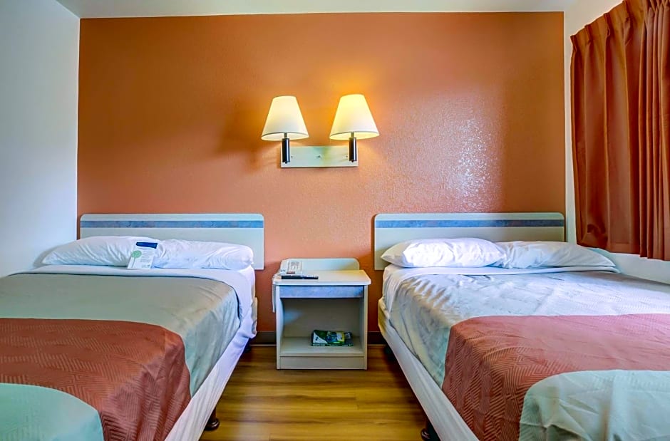 Motel 6-Grants Pass, OR