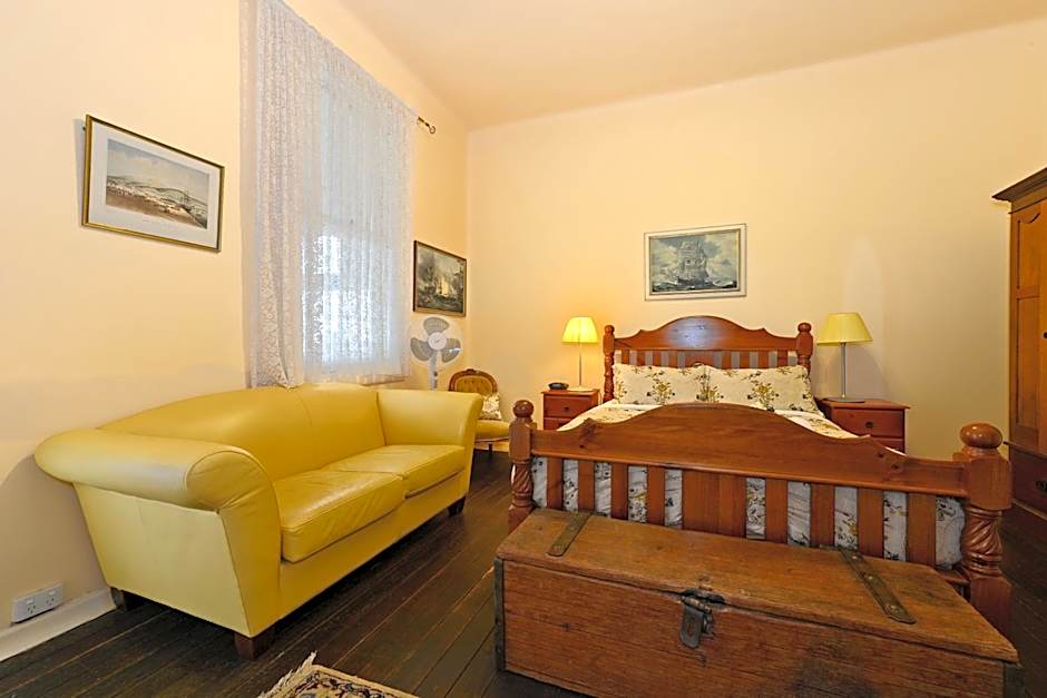 Edinburgh Gallery Bed & Breakfast