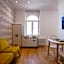 ELECTRIC Rooms & Suites