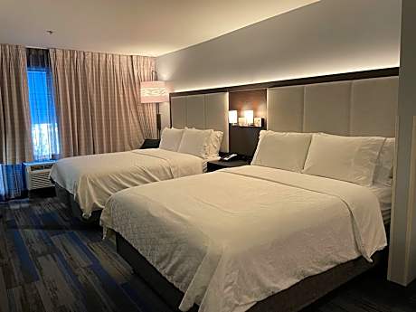 Standard Room with Two Queen Beds