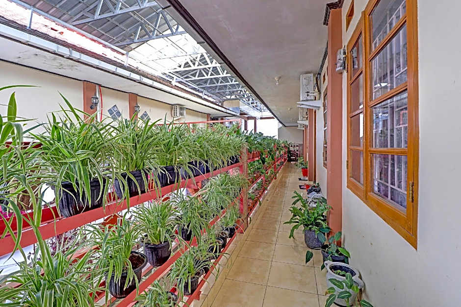 OYO Life 91480 Putridapisa Syariah