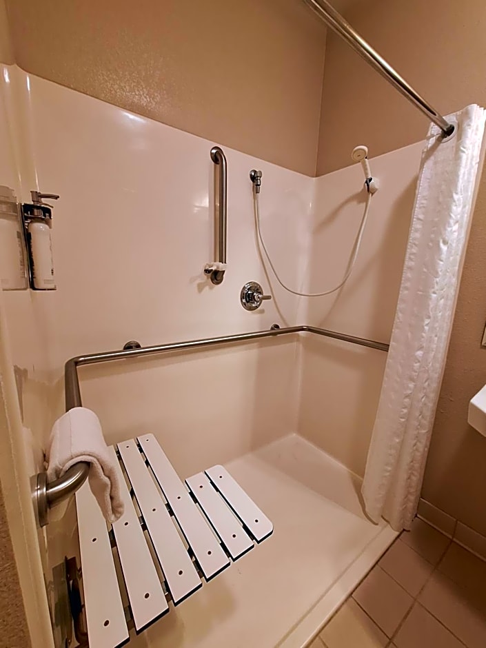 Candlewood Suites Junction City - Ft. Riley By IHG