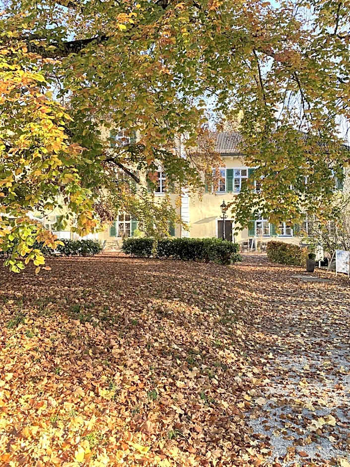 Das Schloss Burgellern - Genuss und Geschichte seit 1726