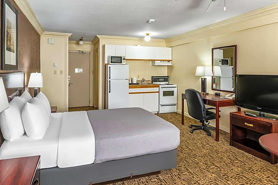 Quality Inn & Suites