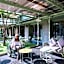 Samsen Street Hotel