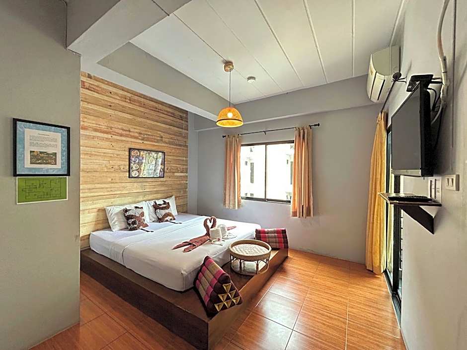 Hide Bangkok Hostel