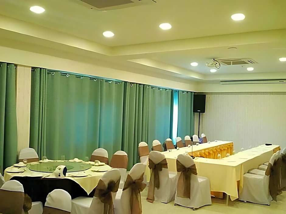 Bright Hotel Khon Kaen