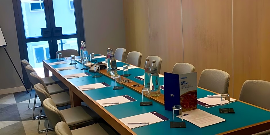 Holiday Inn Express Gibraltar By IHG