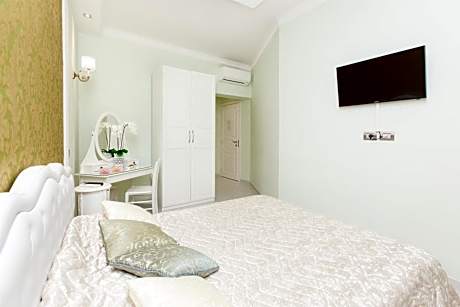 Basic Double Room