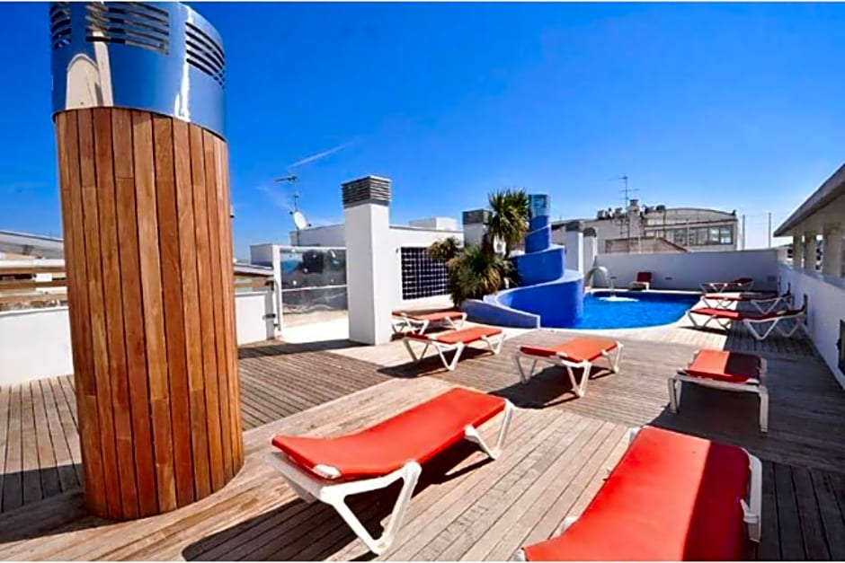 Monaco Family Apartments