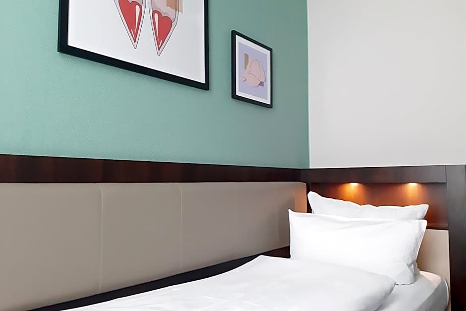 Garner Hotel Hamburg Graf Moltke by IHG