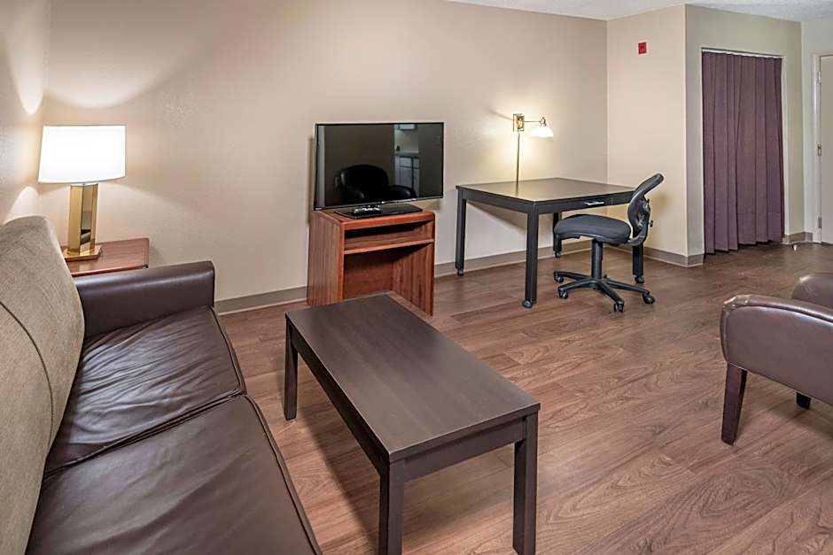 Extended Stay America Suites - Tulsa - Midtown