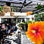 Tatala Hotel & Garden