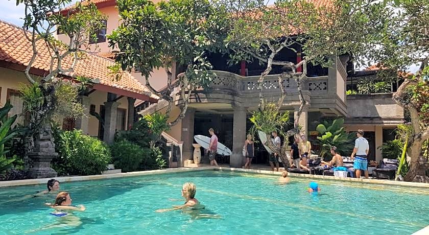 Puri Mesari Hotel