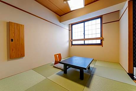 Japanese-Style Room