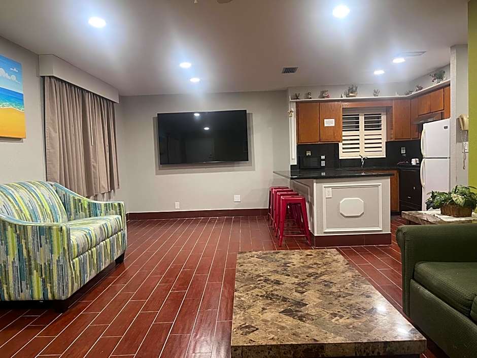 Travelodge by Wyndham Suites St Augustine