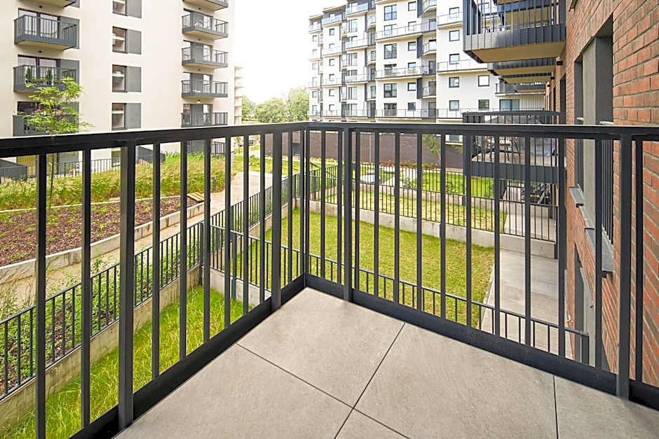 Symphony City Square Aparthotel