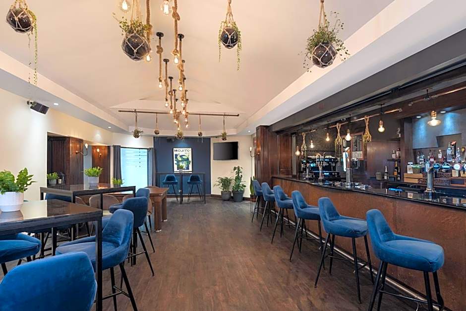 Delta Hotels by Marriott Swindon