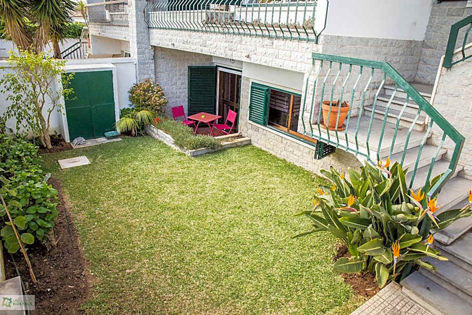 Help Yourself Hostels - Carcavelos Coast