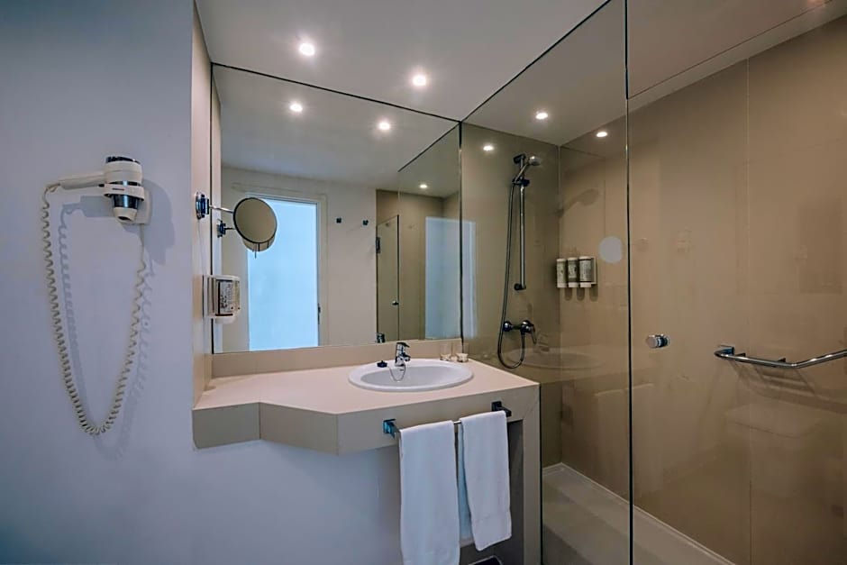 Iberostar Waves Bouganville Playa