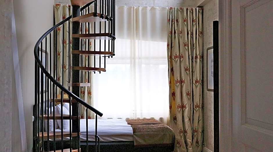 Sunlight Hotel Conference & Spa