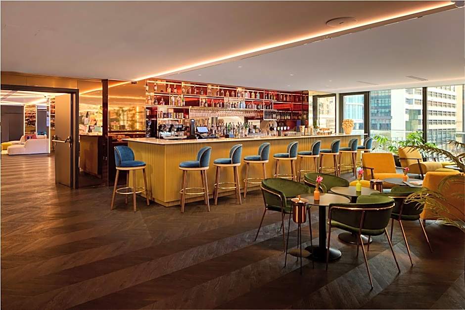 Cardo Brussels, Autograph Collection