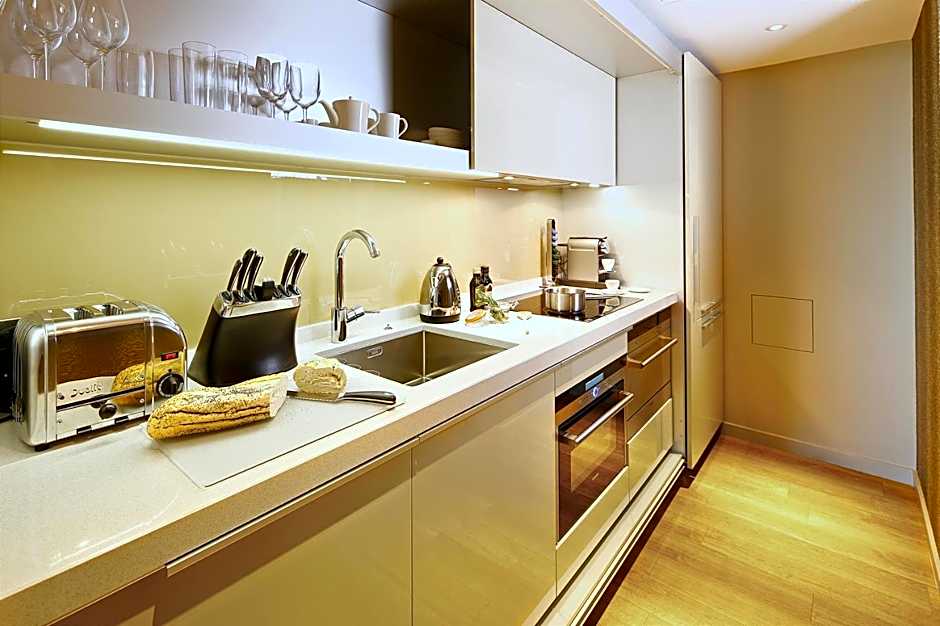 Cheval Three Quays at The Tower of London