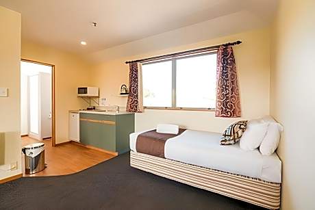 One Bedroom Executive