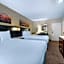 Best Western Royal Palace Inn & Suites