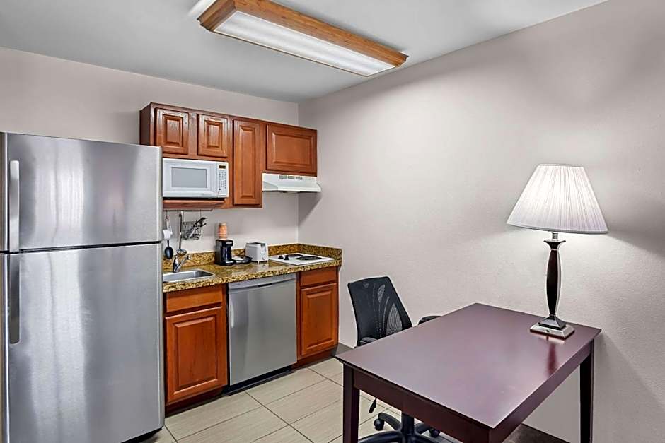 MainStay Suites Addison-Dallas
