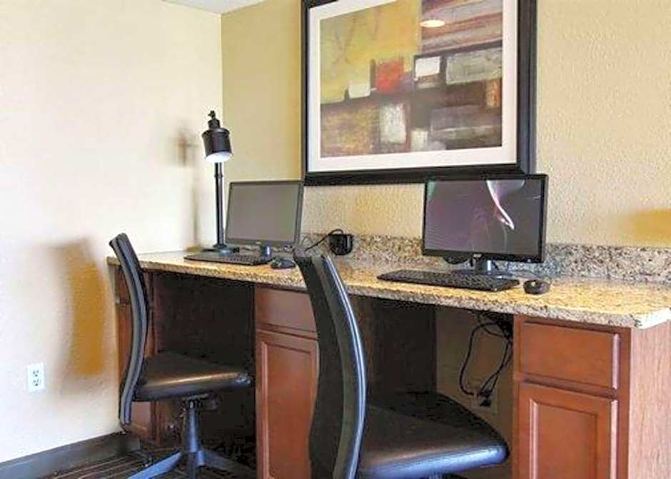 Quality Inn Thief River Falls
