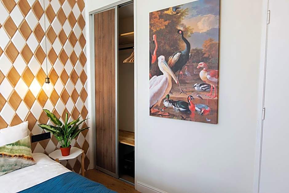 Quentin Golden Bear Hotel